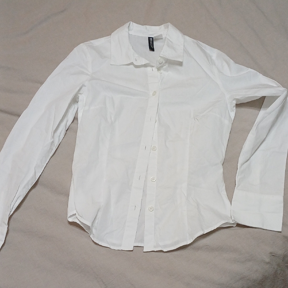 H&M White Button-Up Dress Shirt